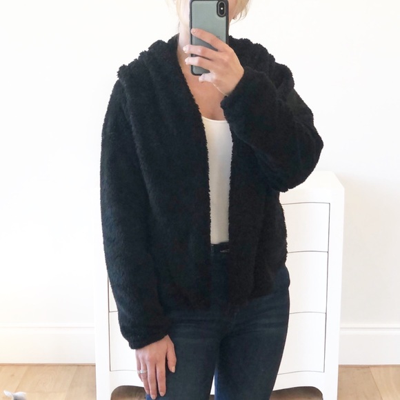 LAST 1! Black Faux Fur Hoodie Cardigan - Picture 7 of 8